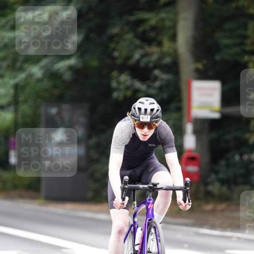 14.09.2025 - Stadtparktriathlon Michael Burmester http://msf.ph/oto/8909179 14.09.2025 09:59:00 Radfahren 537, 599, 604, 617 meine-sportfotos.de