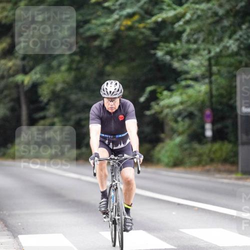 14.09.2025 - Stadtparktriathlon Michael Burmester http://msf.ph/oto/8909302 14.09.2025 10:03:03 Radfahren 530, 565, 615 meine-sportfotos.de