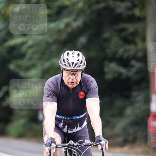 14.09.2025 - Stadtparktriathlon Michael Burmester http://msf.ph/oto/8909304 14.09.2025 10:03:04 Radfahren 530, 565, 615 meine-sportfotos.de