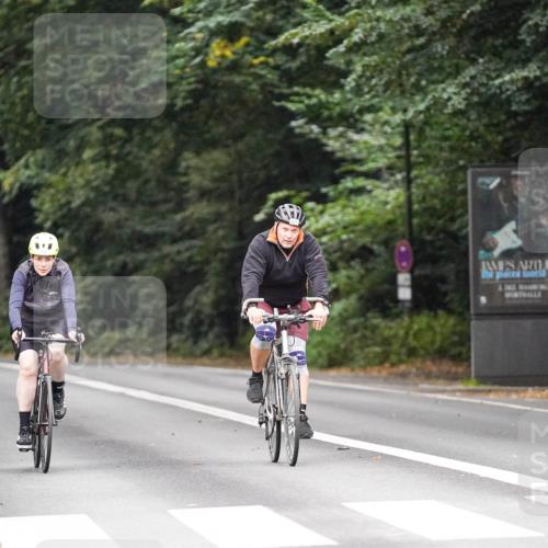14.09.2025 - Stadtparktriathlon Michael Burmester http://msf.ph/oto/8909322 14.09.2025 10:03:35 Radfahren 534, 589, 611 meine-sportfotos.de