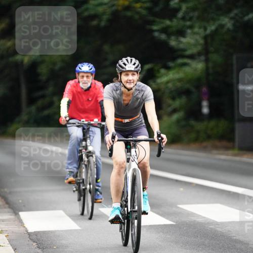 14.09.2025 - Stadtparktriathlon Michael Burmester http://msf.ph/oto/8909356 14.09.2025 10:04:50 Radfahren 521, 522, 531, 557, 566, 567, 574, 619 meine-sportfotos.de