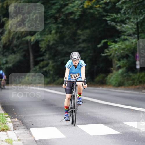 14.09.2025 - Stadtparktriathlon Michael Burmester http://msf.ph/oto/8909385 14.09.2025 10:05:33 Radfahren 517, 547 meine-sportfotos.de