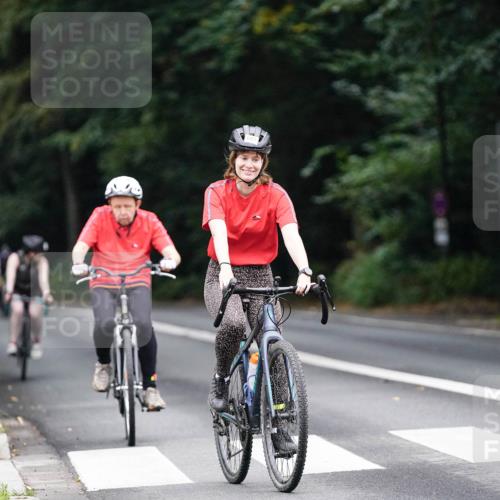 14.09.2025 - Stadtparktriathlon Michael Burmester http://msf.ph/oto/8909397 14.09.2025 10:06:08 Radfahren 519, 605 meine-sportfotos.de