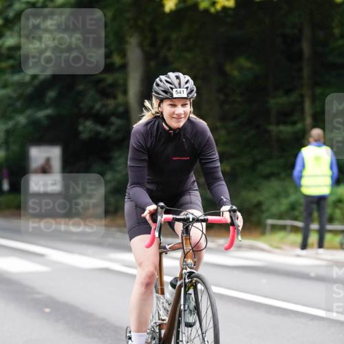 14.09.2025 - Stadtparktriathlon Michael Burmester http://msf.ph/oto/8909429 14.09.2025 10:07:25 Radfahren 524, 537, 541, 548 meine-sportfotos.de
