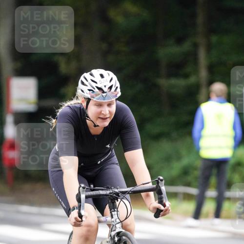 14.09.2025 - Stadtparktriathlon Michael Burmester http://msf.ph/oto/8909435 14.09.2025 10:07:29 Radfahren 524, 537, 541, 545, 548 meine-sportfotos.de