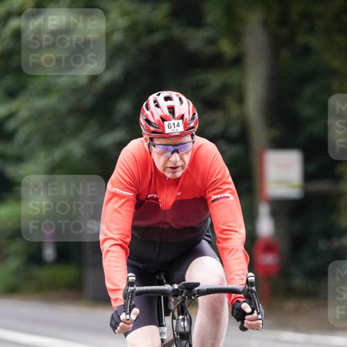 14.09.2025 - Stadtparktriathlon Michael Burmester http://msf.ph/oto/8909483 14.09.2025 10:09:03 Radfahren 576, 585, 614, 616 meine-sportfotos.de