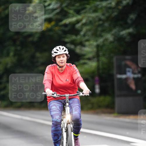 14.09.2025 - Stadtparktriathlon Michael Burmester http://msf.ph/oto/8909508 14.09.2025 10:09:33 Radfahren 525, 551, 555, 573, 583, 599, 660 meine-sportfotos.de