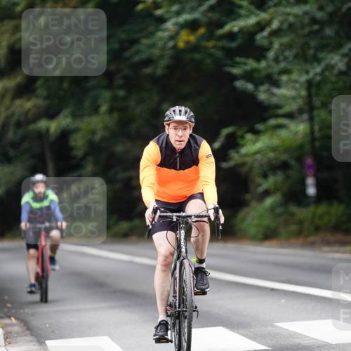 14.09.2025 - Stadtparktriathlon Michael Burmester http://msf.ph/oto/8909525 14.09.2025 10:09:54 Radfahren 523, 581, 609, 615 meine-sportfotos.de