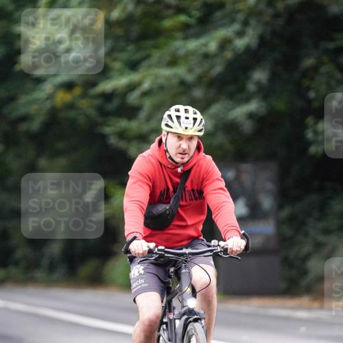 14.09.2025 - Stadtparktriathlon Michael Burmester http://msf.ph/oto/8909551 14.09.2025 10:10:46 Radfahren 514, 529, 564, 620 meine-sportfotos.de