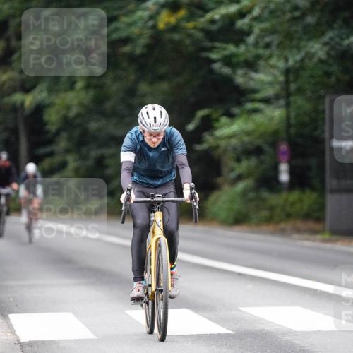 14.09.2025 - Stadtparktriathlon Michael Burmester http://msf.ph/oto/8909584 14.09.2025 10:11:48 Radfahren 515, 539, 592, 611 meine-sportfotos.de