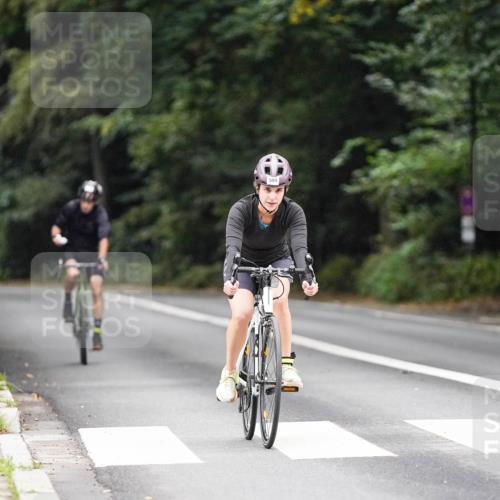 14.09.2025 - Stadtparktriathlon Michael Burmester http://msf.ph/oto/8909605 14.09.2025 10:12:45 Radfahren 509, 619 meine-sportfotos.de