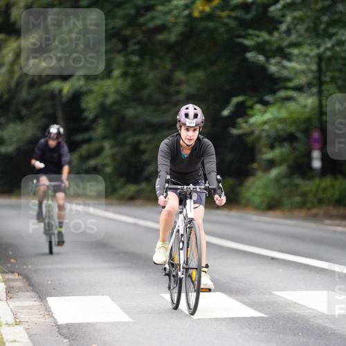 14.09.2025 - Stadtparktriathlon Michael Burmester http://msf.ph/oto/8909606 14.09.2025 10:12:45 Radfahren 509, 619 meine-sportfotos.de