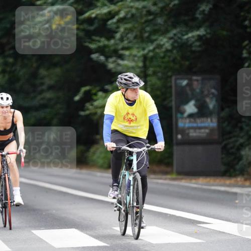 14.09.2025 - Stadtparktriathlon Michael Burmester http://msf.ph/oto/8909621 14.09.2025 10:13:20 Radfahren 521, 522, 562, 578, 586, 610 meine-sportfotos.de
