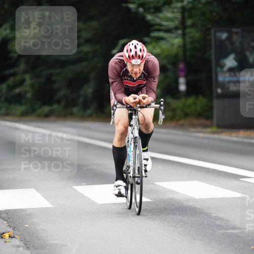 14.09.2025 - Stadtparktriathlon Michael Burmester http://msf.ph/oto/8909644 14.09.2025 10:14:00 Radfahren 548, 553 meine-sportfotos.de