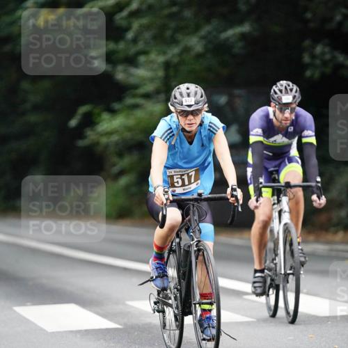 14.09.2025 - Stadtparktriathlon Michael Burmester http://msf.ph/oto/8909663 14.09.2025 10:14:31 Radfahren 511, 517, 590 meine-sportfotos.de