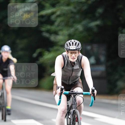 14.09.2025 - Stadtparktriathlon Michael Burmester http://msf.ph/oto/8909698 14.09.2025 10:15:41 Radfahren 519, 545, 608 meine-sportfotos.de