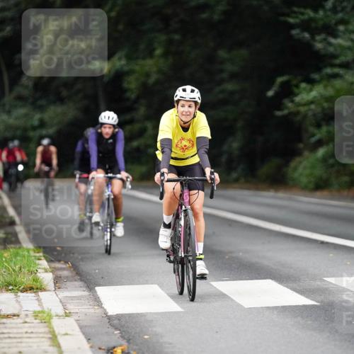 14.09.2025 - Stadtparktriathlon Michael Burmester http://msf.ph/oto/8909706 14.09.2025 10:16:04 Radfahren 537, 607, 618, 624, 681 meine-sportfotos.de
