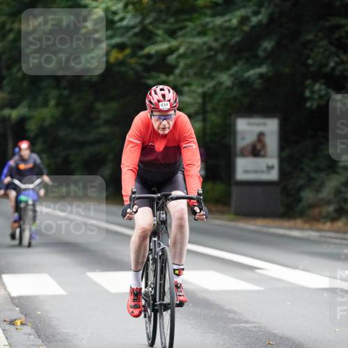 14.09.2025 - Stadtparktriathlon Michael Burmester http://msf.ph/oto/8909737 14.09.2025 10:16:42 Radfahren 550, 585, 588, 614, 615, 629 meine-sportfotos.de