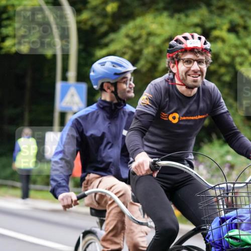 14.09.2025 - Stadtparktriathlon Michael Burmester http://msf.ph/oto/8909743 14.09.2025 10:16:47 Radfahren 535, 585, 588, 594, 614 meine-sportfotos.de