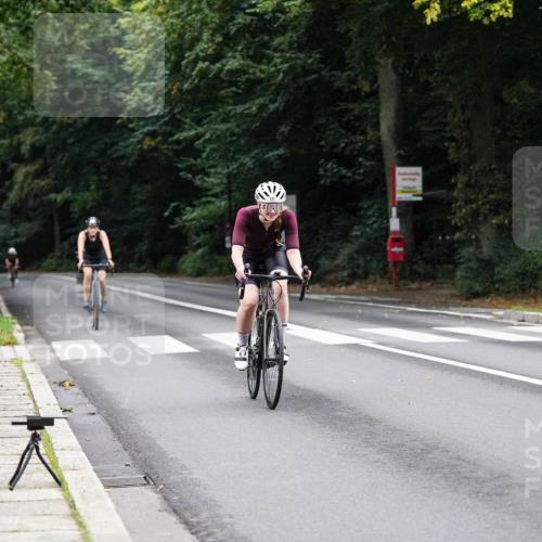 14.09.2025 - Stadtparktriathlon Michael Burmester http://msf.ph/oto/8909751 14.09.2025 10:17:09 Radfahren 525, 551, 630, 660 meine-sportfotos.de