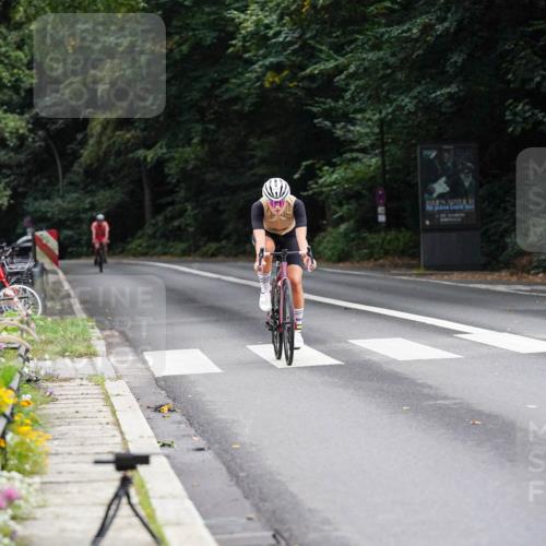14.09.2025 - Stadtparktriathlon Michael Burmester http://msf.ph/oto/8909757 14.09.2025 10:17:16 Radfahren 630, 660 meine-sportfotos.de