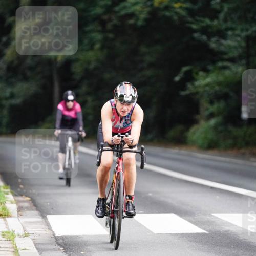 14.09.2025 - Stadtparktriathlon Michael Burmester http://msf.ph/oto/8909773 14.09.2025 10:19:35 Radfahren 529, 589, 622, 641 meine-sportfotos.de