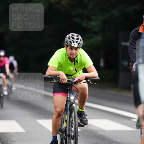14.09.2025 - Stadtparktriathlon Michael Burmester http://msf.ph/oto/8909791 14.09.2025 10:20:08 Radfahren 539, 592, 611, 632, 661, 677, 687 meine-sportfotos.de