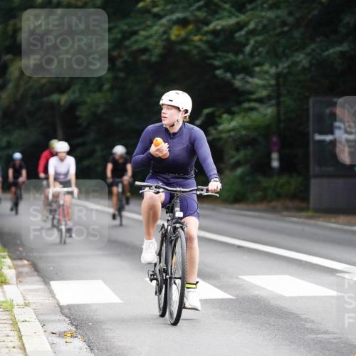 14.09.2025 - Stadtparktriathlon Michael Burmester http://msf.ph/oto/8909811 14.09.2025 10:20:38 Radfahren 547, 620, 628, 685, 688, 702, 710 meine-sportfotos.de
