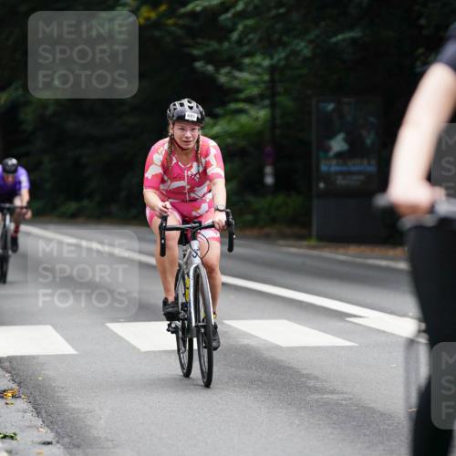 14.09.2025 - Stadtparktriathlon Michael Burmester http://msf.ph/oto/8909856 14.09.2025 10:21:39 Radfahren 509, 528, 531, 562, 570, 657, 691 meine-sportfotos.de