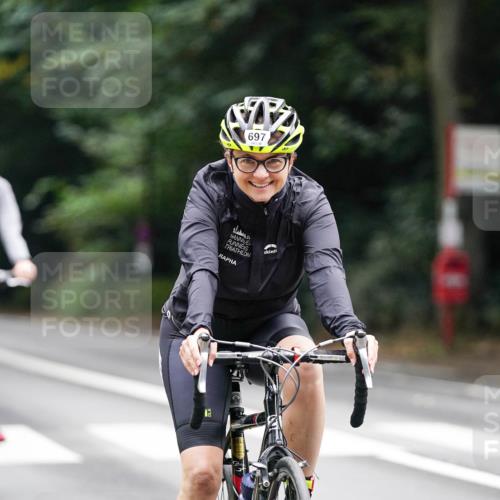 14.09.2025 - Stadtparktriathlon Michael Burmester http://msf.ph/oto/8909868 14.09.2025 10:21:52 Radfahren 586, 639, 697, 712, 714 meine-sportfotos.de