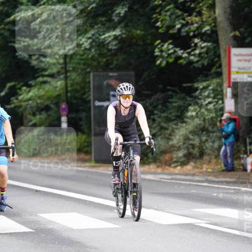 14.09.2025 - Stadtparktriathlon Michael Burmester http://msf.ph/oto/8909933 14.09.2025 10:23:24 Radfahren 517, 555, 573, 607, 615, 626, 636, 642, 647, 706 meine-sportfotos.de