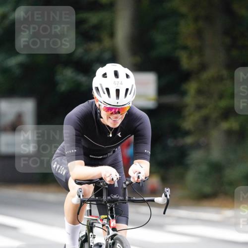 14.09.2025 - Stadtparktriathlon Michael Burmester http://msf.ph/oto/8910021 14.09.2025 10:25:58 Radfahren 513, 523, 616, 638, 662, 674, 676 meine-sportfotos.de