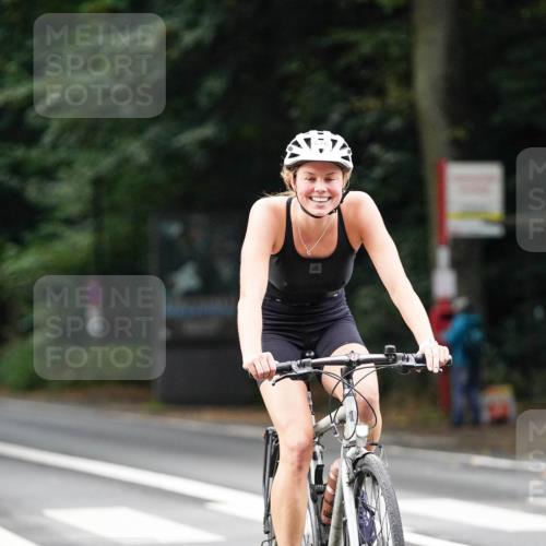 14.09.2025 - Stadtparktriathlon Michael Burmester http://msf.ph/oto/8910028 14.09.2025 10:26:04 Radfahren 513, 523, 542, 616, 629, 638, 674, 676 meine-sportfotos.de