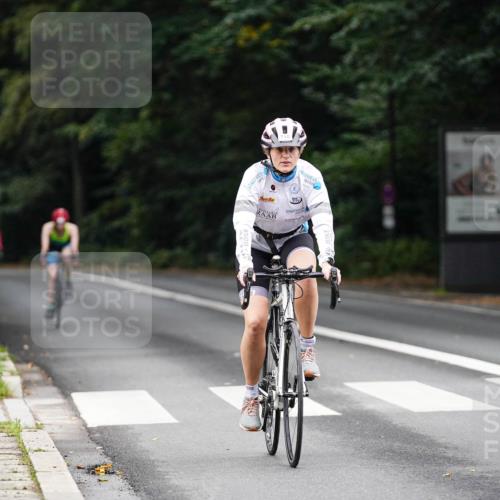 14.09.2025 - Stadtparktriathlon Michael Burmester http://msf.ph/oto/8910064 14.09.2025 10:26:55 Radfahren 514, 544, 609, 659, 718 meine-sportfotos.de