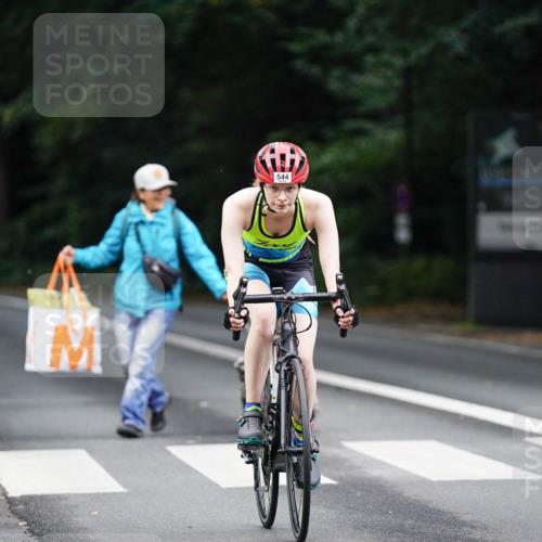 14.09.2025 - Stadtparktriathlon Michael Burmester http://msf.ph/oto/8910067 14.09.2025 10:26:58 Radfahren 514, 544, 609, 631, 718 meine-sportfotos.de