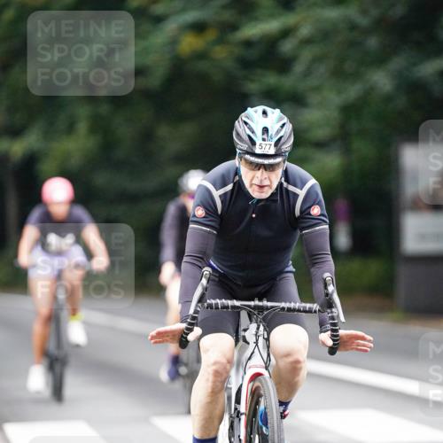 14.09.2025 - Stadtparktriathlon Michael Burmester http://msf.ph/oto/8910089 14.09.2025 10:27:24 Radfahren 512, 535, 577, 651 meine-sportfotos.de