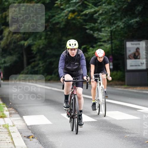 14.09.2025 - Stadtparktriathlon Michael Burmester http://msf.ph/oto/8910111 14.09.2025 10:28:18 Radfahren 534, 622 meine-sportfotos.de