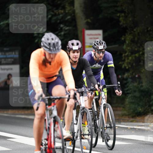 14.09.2025 - Stadtparktriathlon Michael Burmester http://msf.ph/oto/8910166 14.09.2025 10:30:13 Radfahren 509, 515, 590, 637 meine-sportfotos.de