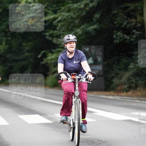 14.09.2025 - Stadtparktriathlon Michael Burmester http://msf.ph/oto/8910203 14.09.2025 10:31:01 Radfahren 521, 522, 533, 546, 624, 687, 706, 712, 714 meine-sportfotos.de