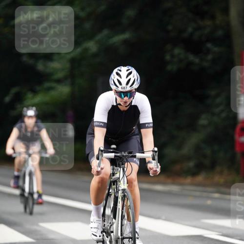 14.09.2025 - Stadtparktriathlon Michael Burmester http://msf.ph/oto/8910207 14.09.2025 10:31:05 Radfahren 521, 533, 546, 624, 636, 687, 706, 712, 714 meine-sportfotos.de