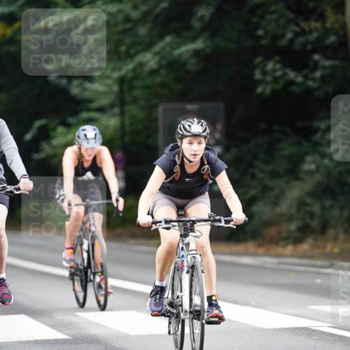 14.09.2025 - Stadtparktriathlon Michael Burmester http://msf.ph/oto/8910209 14.09.2025 10:31:07 Radfahren 533, 546, 553, 624, 636, 687, 706, 714 meine-sportfotos.de