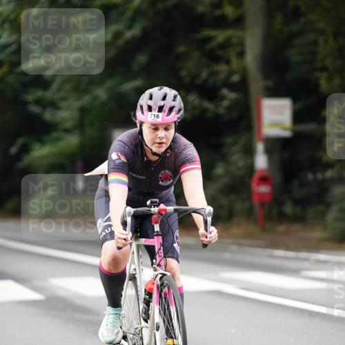 14.09.2025 - Stadtparktriathlon Michael Burmester http://msf.ph/oto/8910244 14.09.2025 10:32:14 Radfahren 654, 716, 763 meine-sportfotos.de
