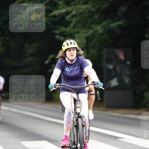 14.09.2025 - Stadtparktriathlon Michael Burmester http://msf.ph/oto/8910305 14.09.2025 10:34:53 Radfahren 511, 568, 659, 664, 749, 793 meine-sportfotos.de