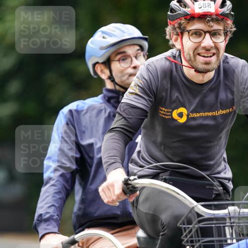 14.09.2025 - Stadtparktriathlon Michael Burmester http://msf.ph/oto/8910384 14.09.2025 10:37:03 Radfahren 518, 588, 622, 737, 752, 788 meine-sportfotos.de