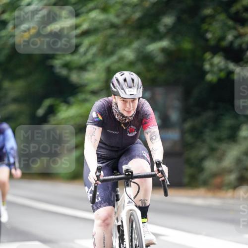 14.09.2025 - Stadtparktriathlon Michael Burmester http://msf.ph/oto/8910391 14.09.2025 10:37:16 Radfahren 667, 691, 761, 785, 813 meine-sportfotos.de