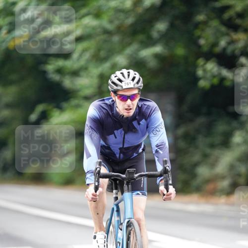 14.09.2025 - Stadtparktriathlon Michael Burmester http://msf.ph/oto/8910393 14.09.2025 10:37:18 Radfahren 667, 691, 761, 785, 813 meine-sportfotos.de