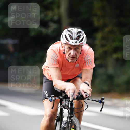 14.09.2025 - Stadtparktriathlon Michael Burmester http://msf.ph/oto/8910495 14.09.2025 10:39:58 Radfahren 647, 736, 740, 776, 780, 790, 796 meine-sportfotos.de