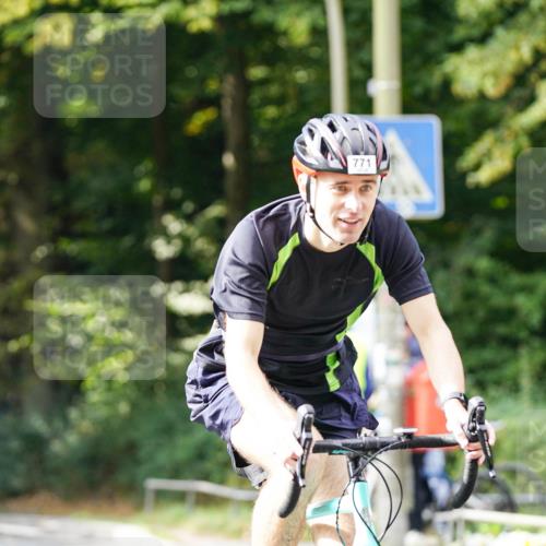 14.09.2025 - Stadtparktriathlon Michael Burmester http://msf.ph/oto/8910510 14.09.2025 10:41:11 Radfahren 746, 771, 778, 791, 802 meine-sportfotos.de