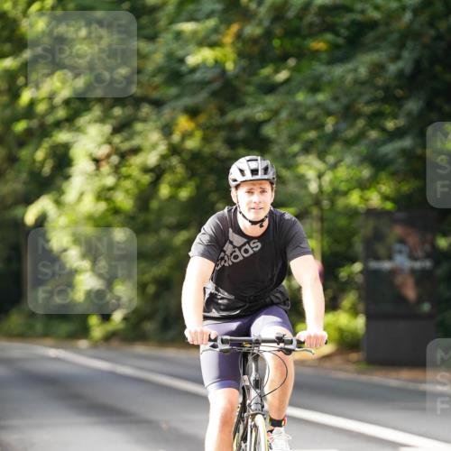 14.09.2025 - Stadtparktriathlon Michael Burmester http://msf.ph/oto/8910516 14.09.2025 10:41:16 Radfahren 746, 771, 778, 791 meine-sportfotos.de