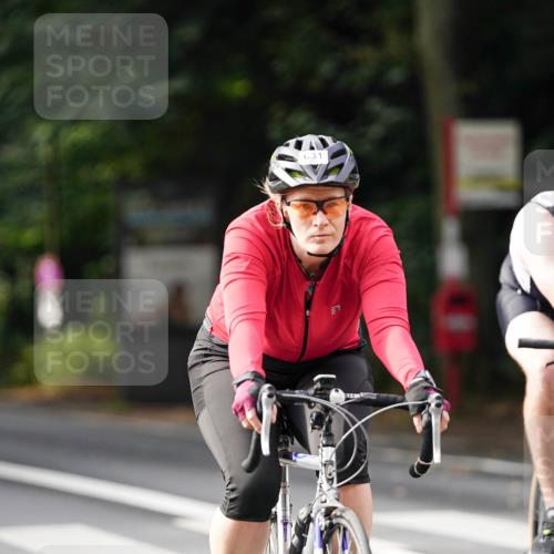 14.09.2025 - Stadtparktriathlon Michael Burmester http://msf.ph/oto/8910526 14.09.2025 10:44:51 Radfahren 631, 694, 743, 750, 785, 804 meine-sportfotos.de